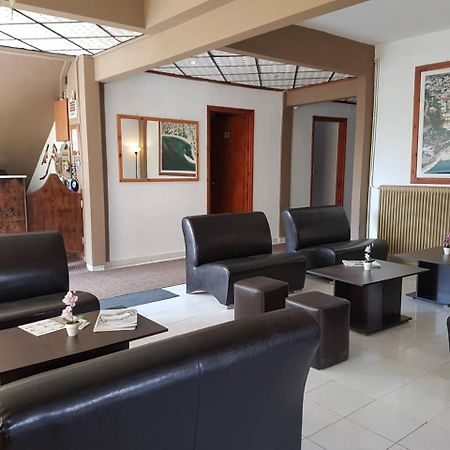 Hotel Paralia Nea Karvali Bagian luar foto