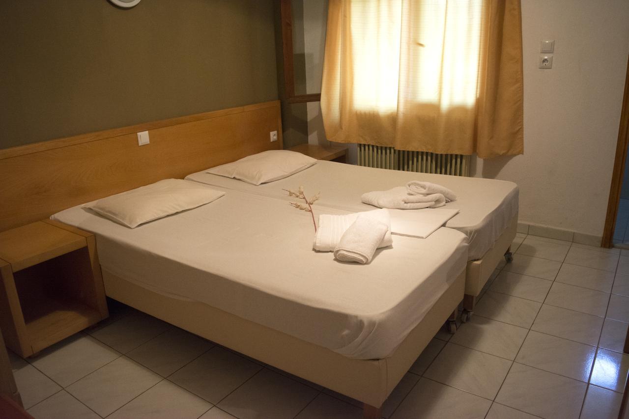 Hotel Paralia Nea Karvali Bagian luar foto
