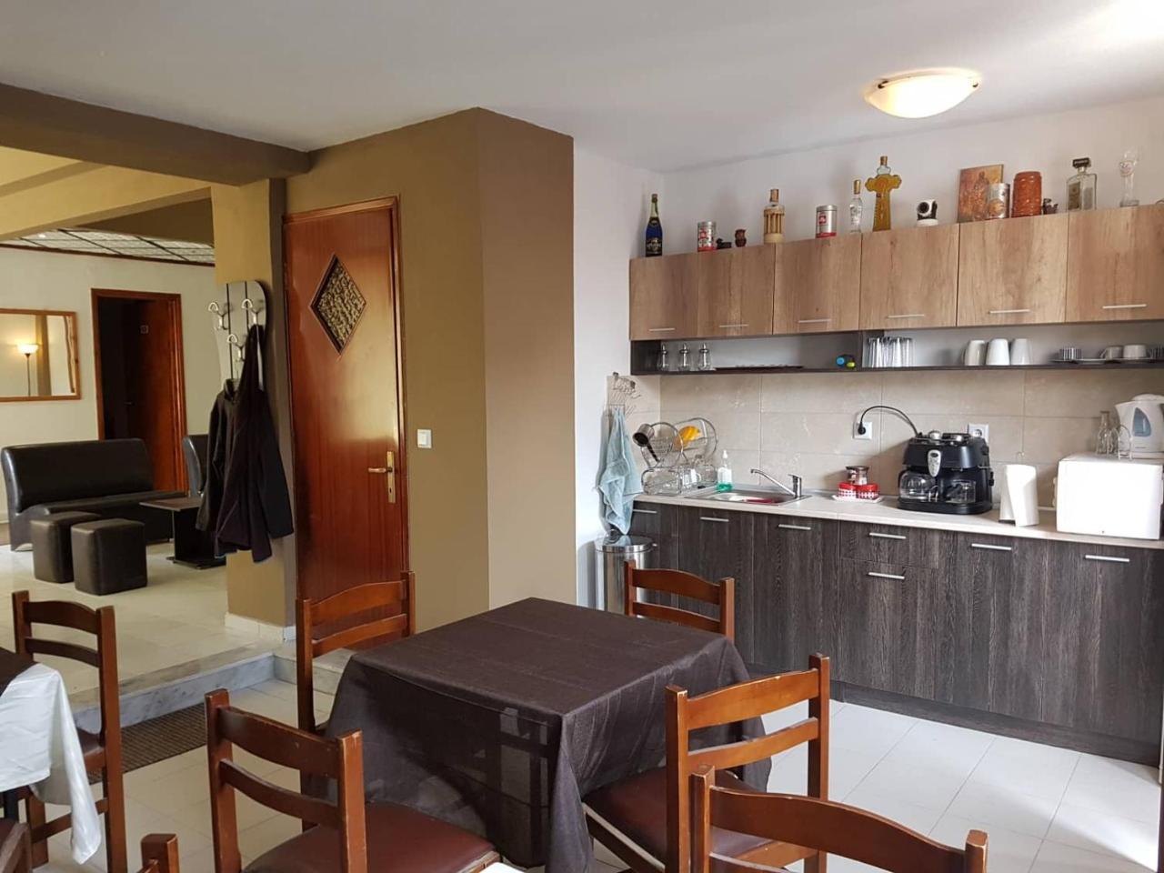 Hotel Paralia Nea Karvali Bagian luar foto