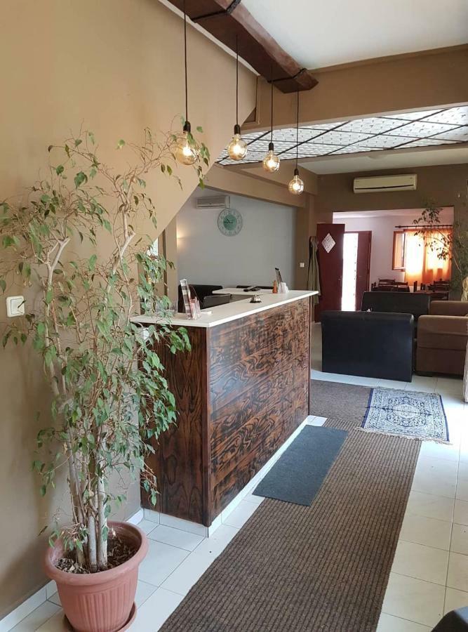 Hotel Paralia Nea Karvali Bagian luar foto